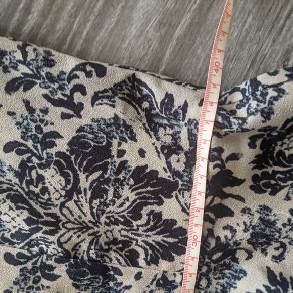 Pink Martini damask patterned peplum top - Picture 6 of 8